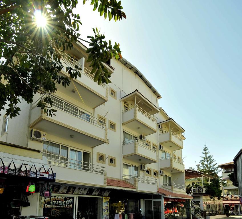 Sun Kiss Hotel Side Exterior photo